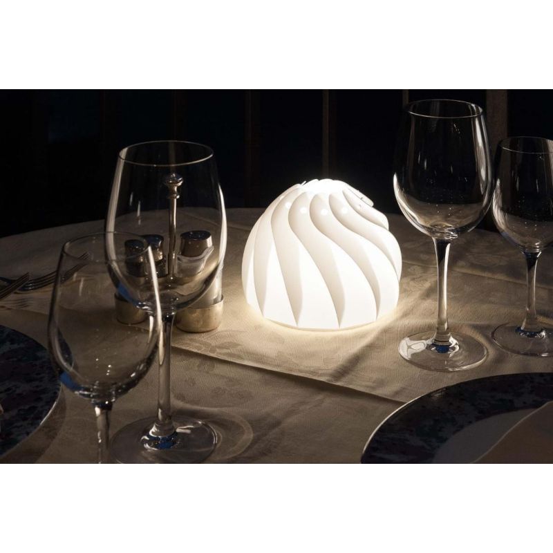 ROSE SMALL OUTDOOR TABLE LAMP IP67 IN WHITE POLILUX MODERN DESIGN BY LINEA ZERO